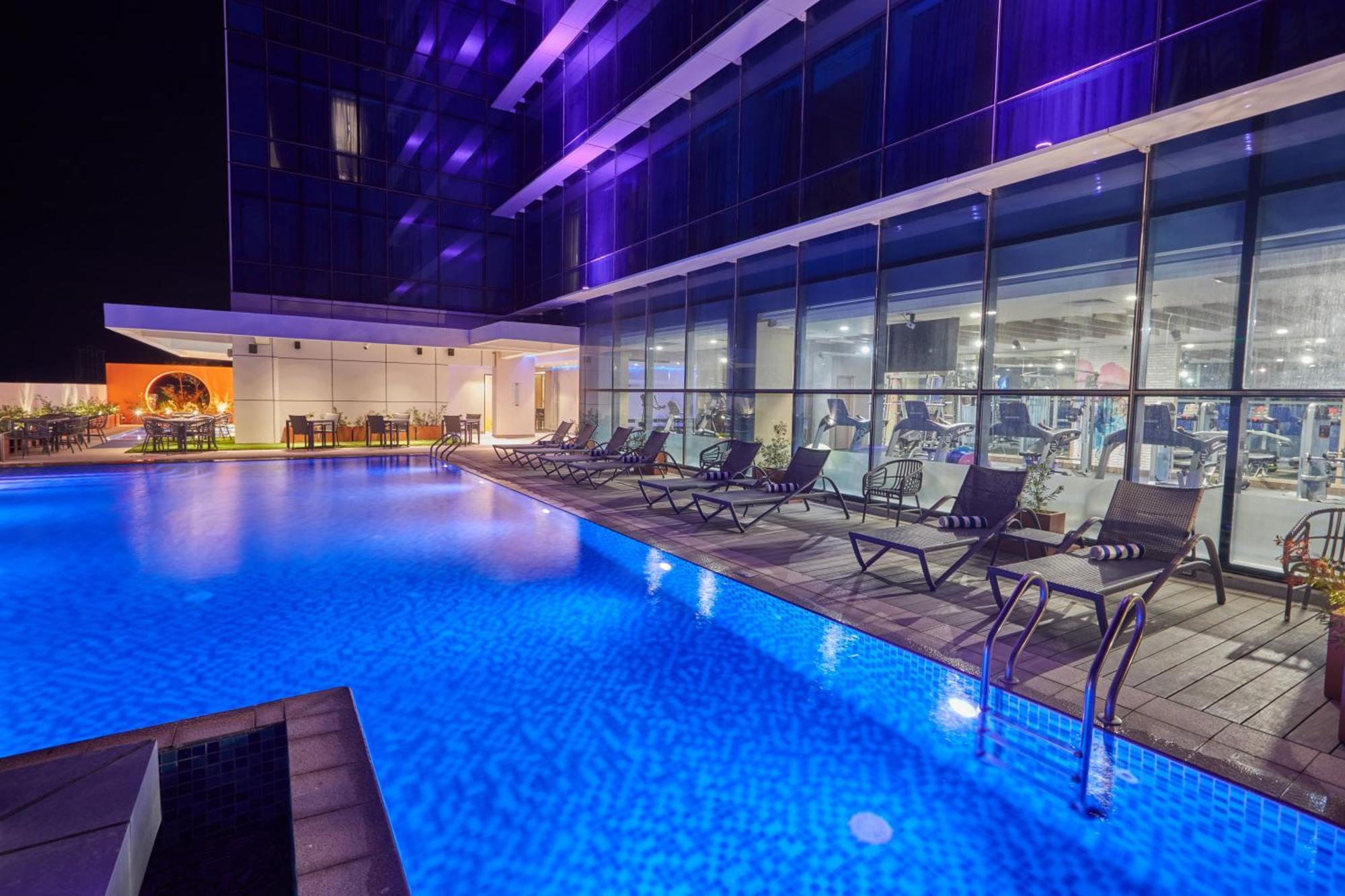 Belmont Hotel Mactan 麦克坦 外观 照片