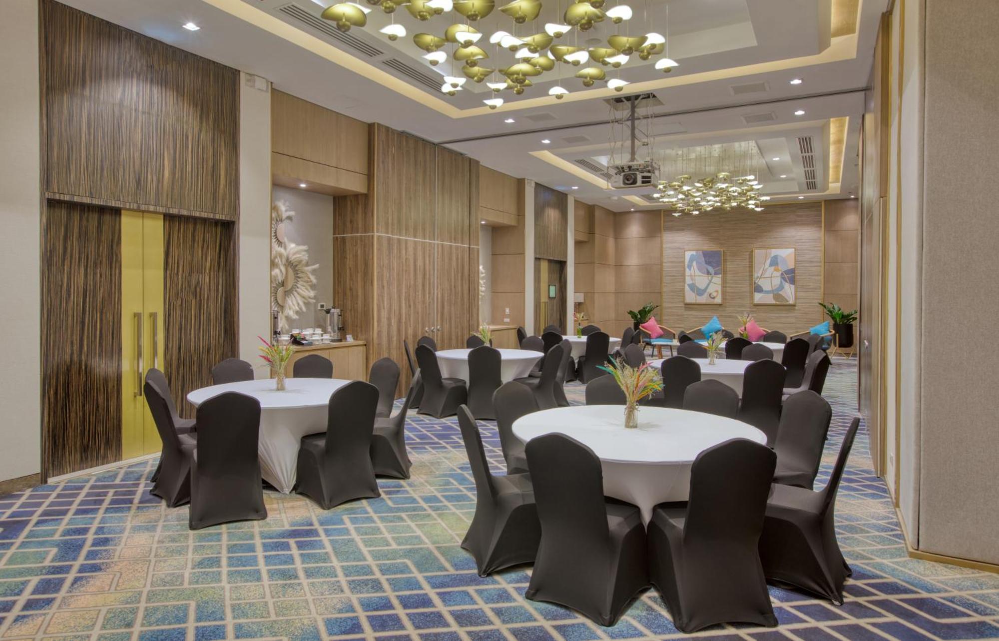 Belmont Hotel Mactan 麦克坦 外观 照片