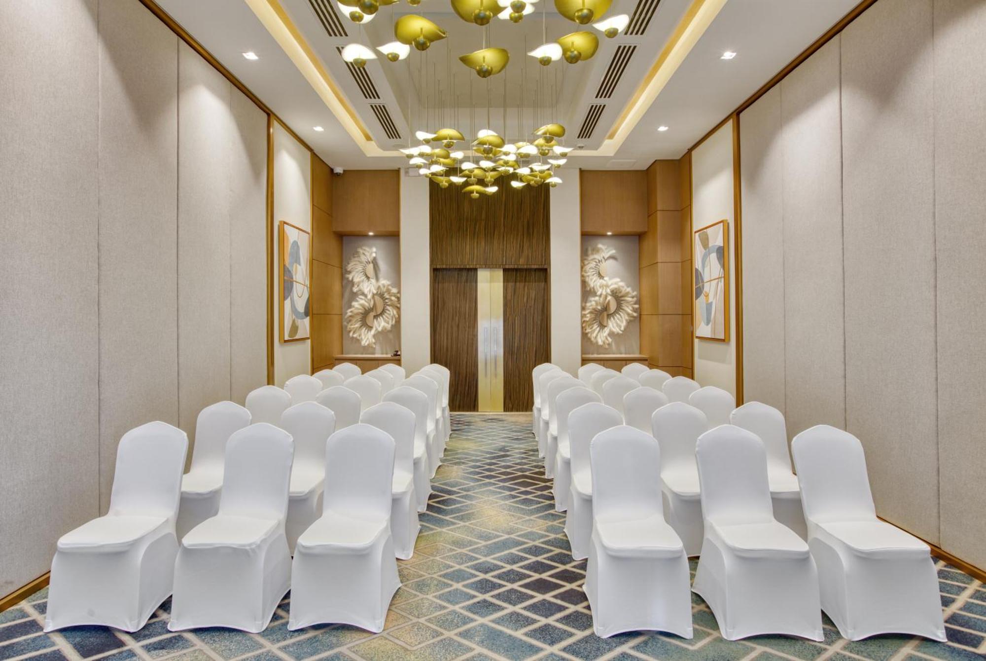 Belmont Hotel Mactan 麦克坦 外观 照片