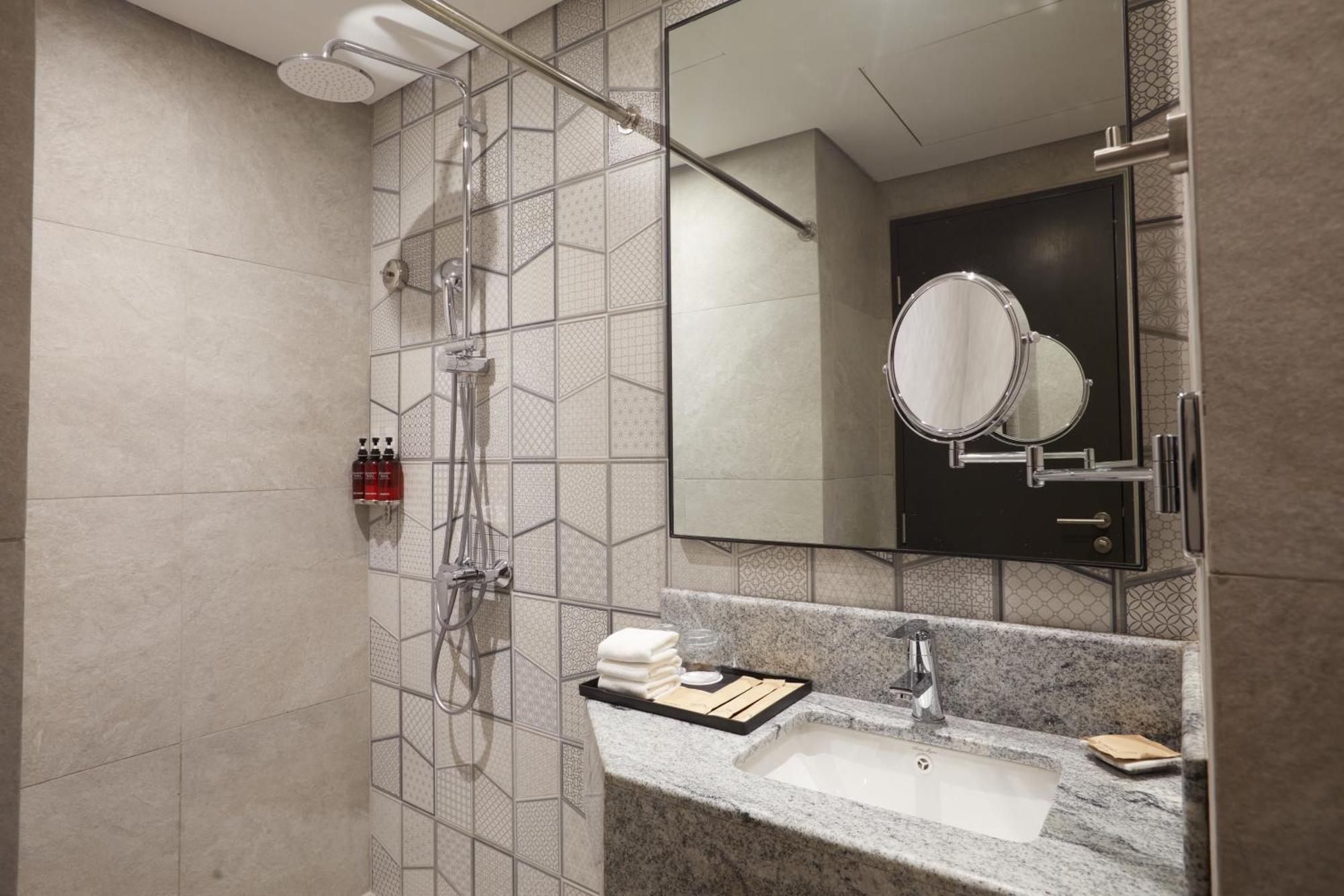 Belmont Hotel Mactan 麦克坦 外观 照片