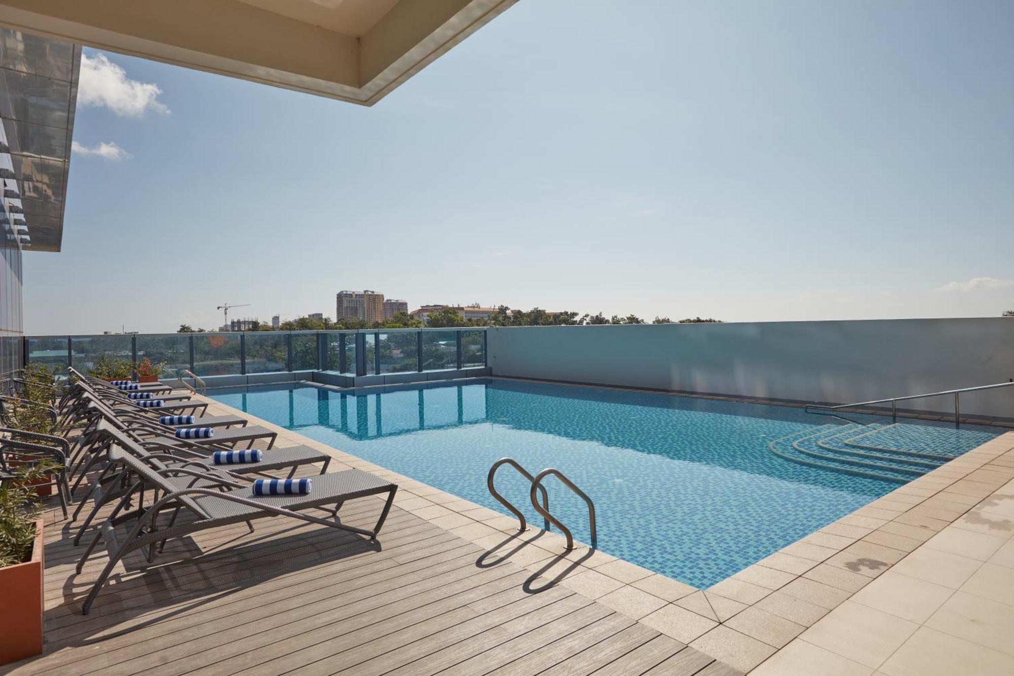Belmont Hotel Mactan 麦克坦 外观 照片